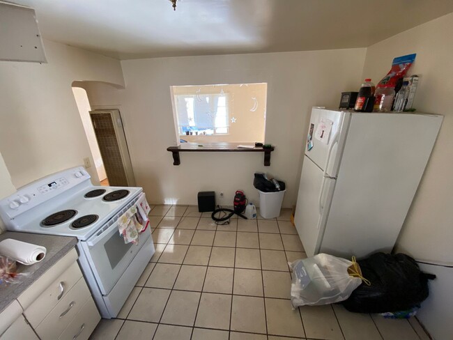 Photo - Two Bedroom Apartment on 24th and W 2nd Ave