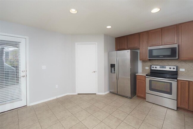 11221 Kirkland Hill Path
