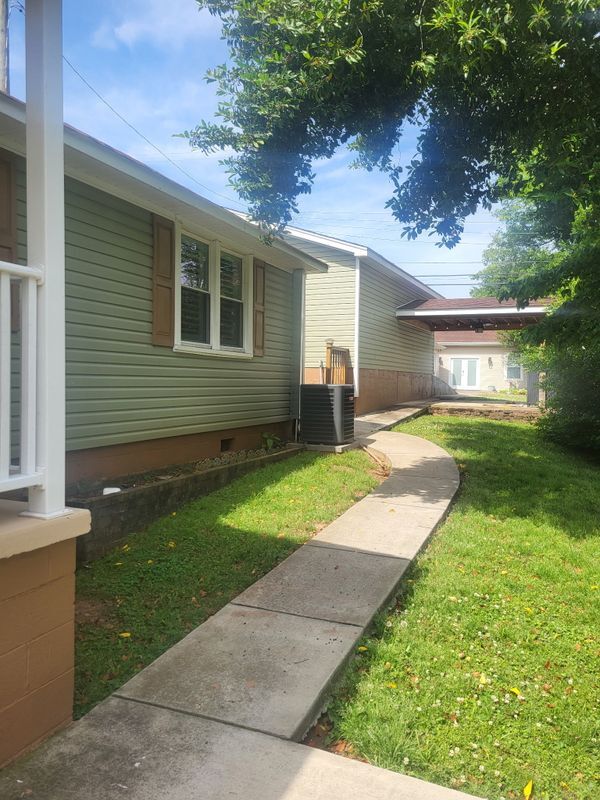 Photo - 907 N Nashville Ave