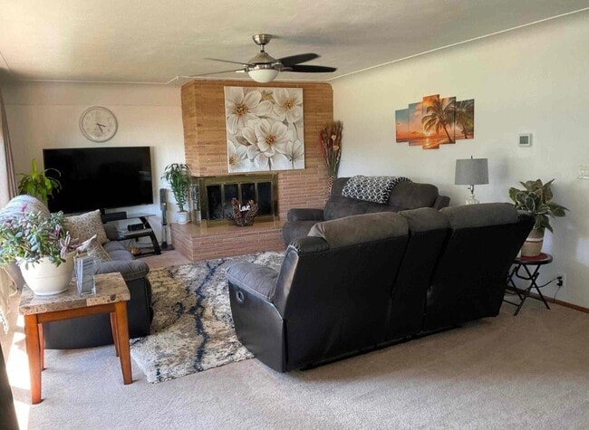 Photo - 1300 Crescent St