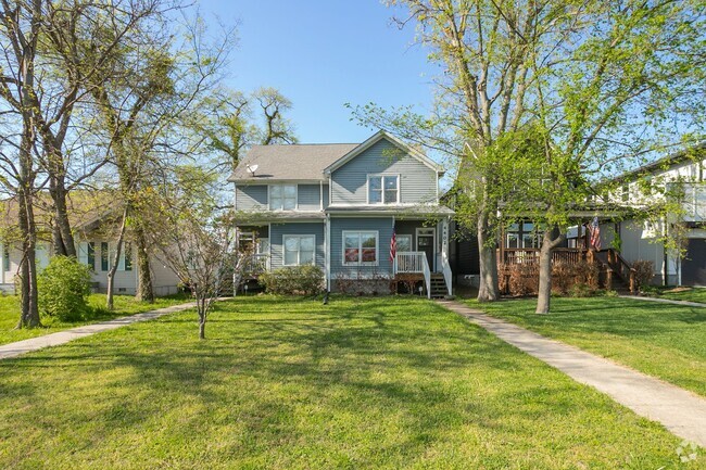 Building Photo - Lovely Single Family Home in THE NATIONS!