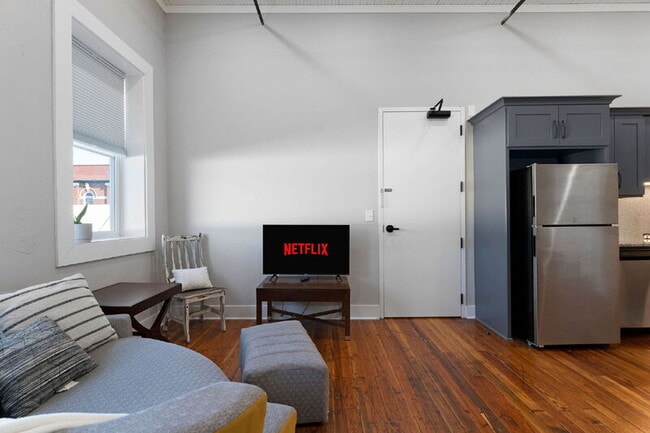 Photo - 10 W Main St Unidad 4