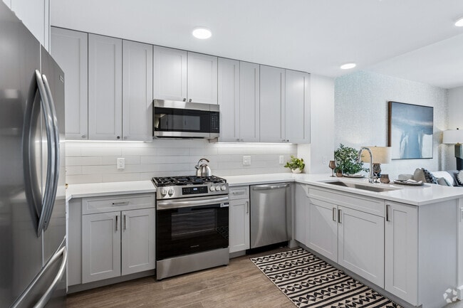 A1 1BR, 1BA - 621SF - Kitchen