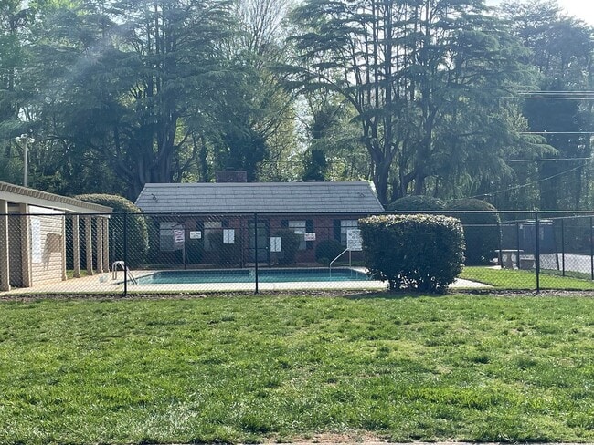 Photo - Salem Square is close to everything!