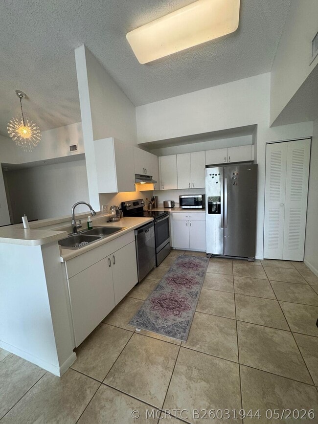 Photo - 6944 SW 39th St Unit B304