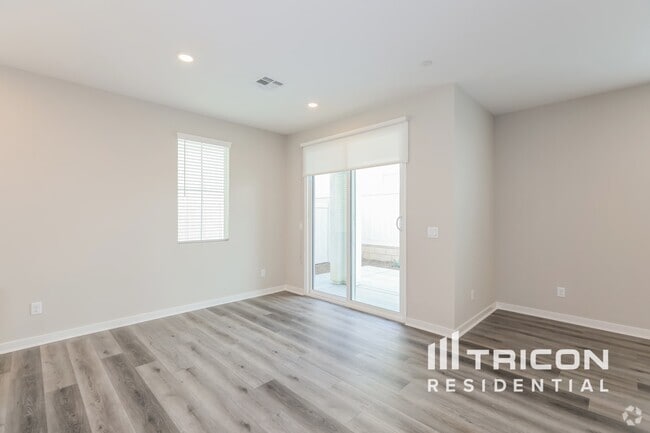 Building Photo - 31661 Luther Dr Rental