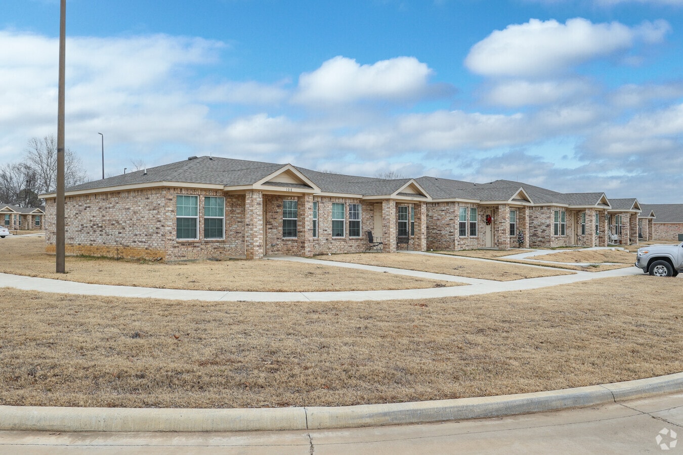 Primary - Woodland Commons Townhomes
