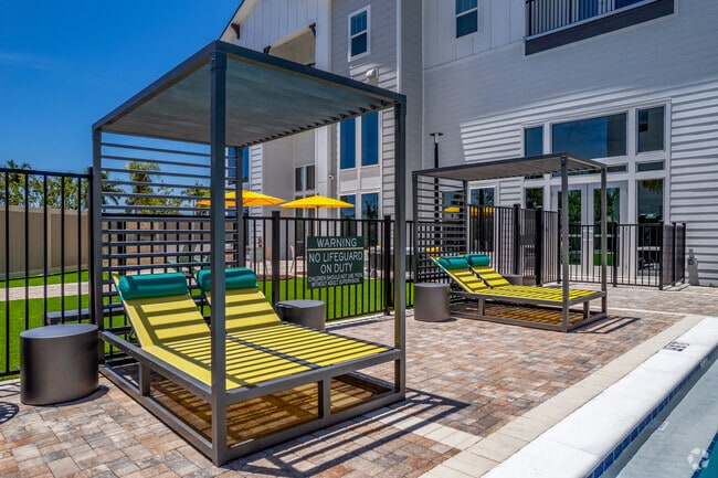 Cabañas junto a la piscina - The Levi