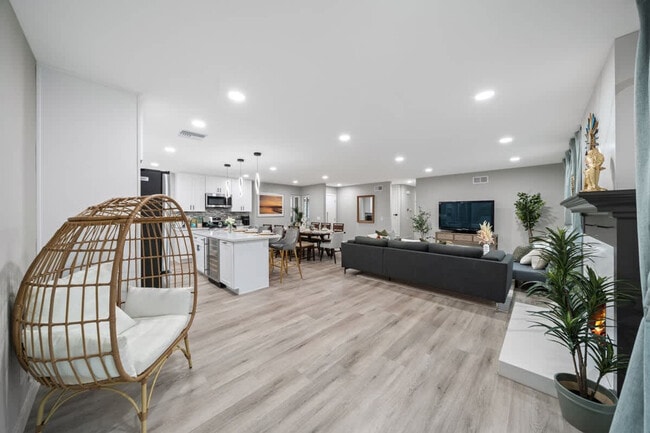 Photo - 9827 San Diego St Unit ID1465009P