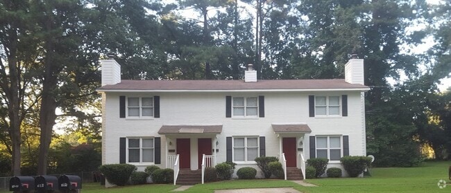 Building Photo - 506 Ridgecrest Rd Rental