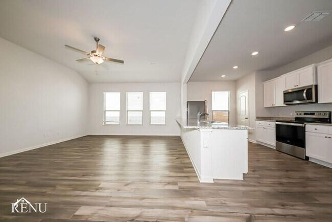 Photo - 2041 Hialeah Dr