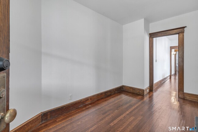 Photo - 66 Brownell St Unit 1B