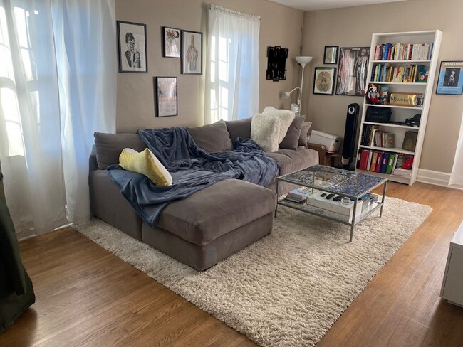 Photo - 601 Pitt St Unit 2