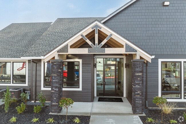 Entrance - Cascade Place Apartment Homes