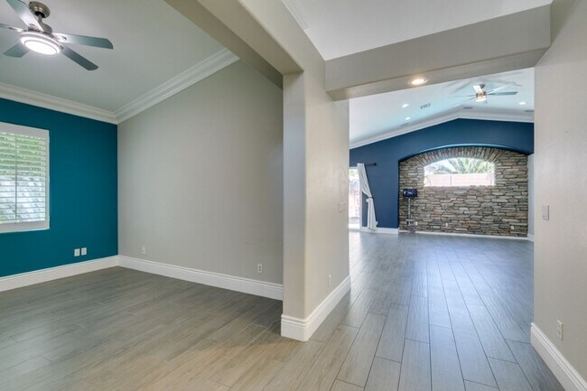 Photo - 10002 Long Barrow Ct