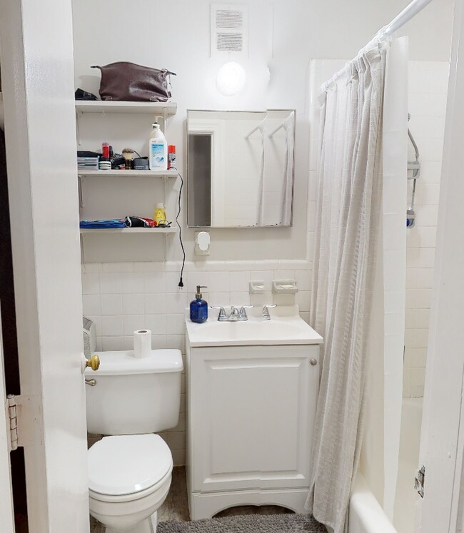 7 Eustis St Unit 1R