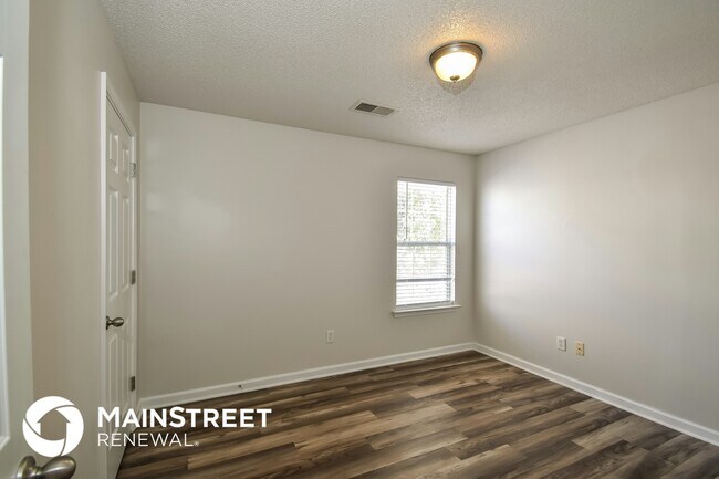 Photo - 1116 Warwick Pl