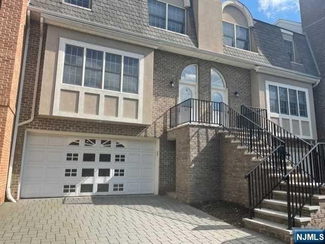 Building Photo - 105 Stonegate Trail Rental