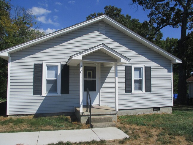 2 BR in Thomasville! - 2 BR in Thomasville! House