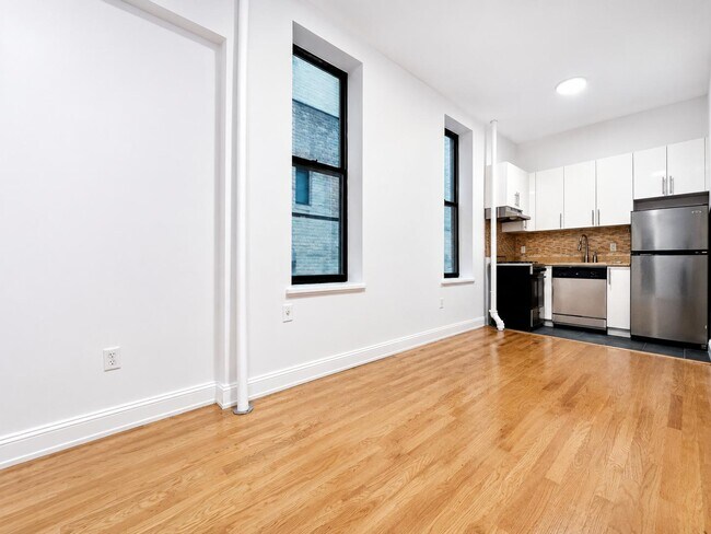 Photo - 29 W 12th St Unit 1B