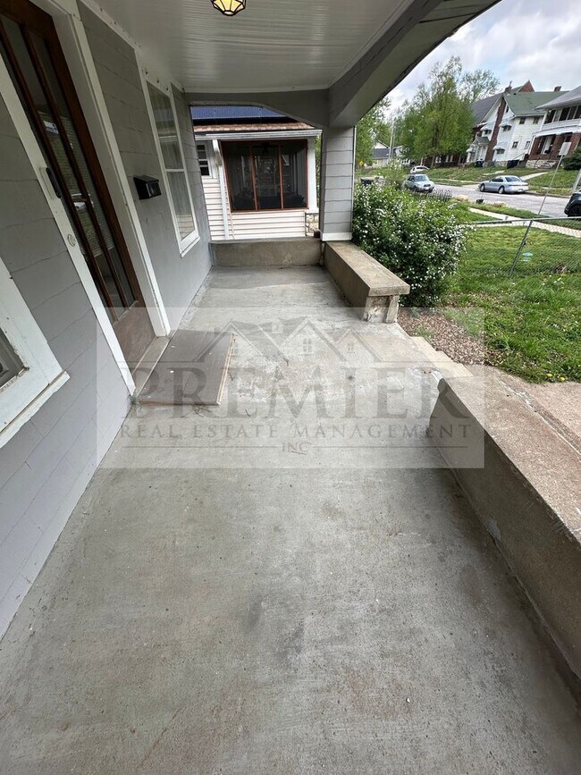 Photo - 5618 Forest Ave