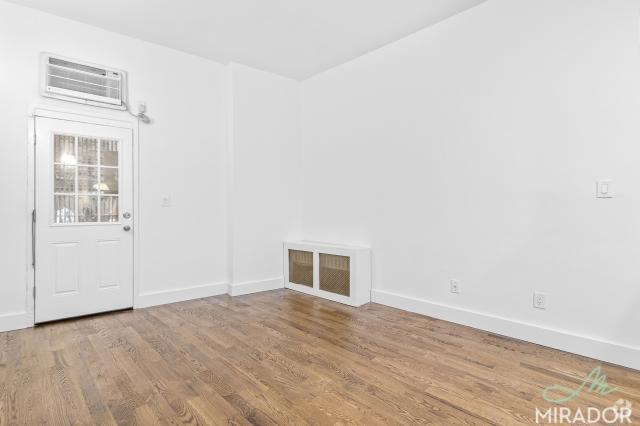 Building Photo - 1 bedroom in New York NY 10021 Unit 1E Rental