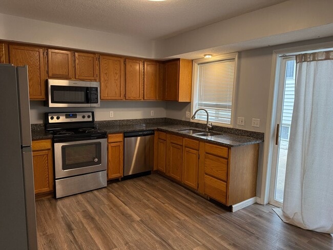 Photo - Three bedroom townhome near downtown NW Rochester MN Unidad 4 11th Avenue NW