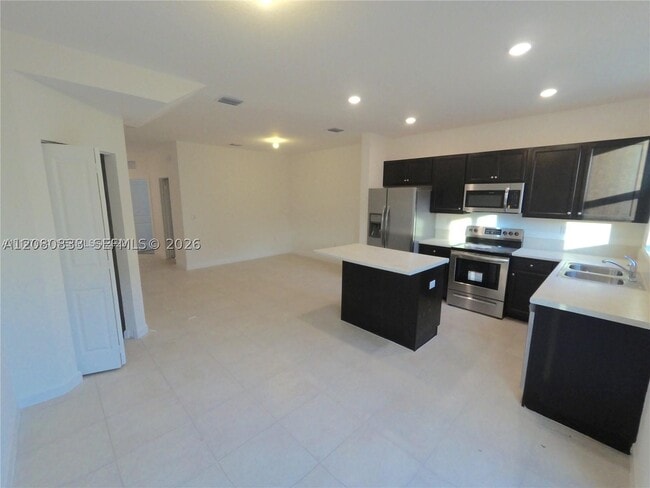 312 NE 208th Terrace