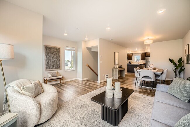 Photo - 1815 SW 96th Ln