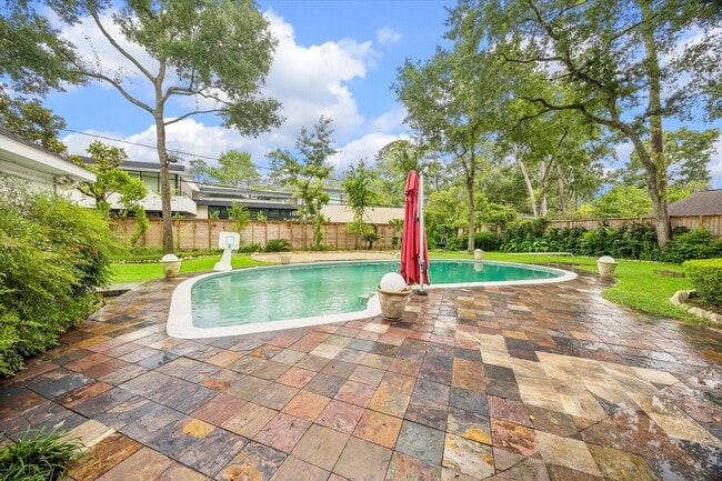 Building Photo - 11803 Durrette Dr