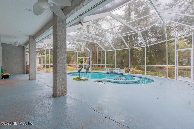 Photo - 5466 River Trail Rd N