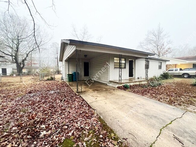 Photo - 7809 Bradley Dr