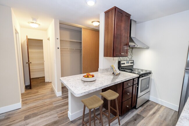 Photo - Riverside Flats