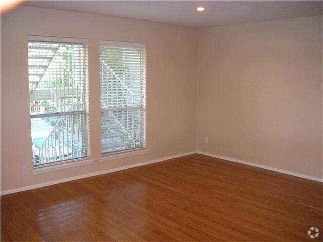 Building Photo - 202 E 45th St Unit 306 Rental