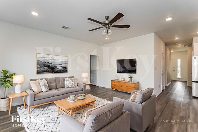 Photo - 7308 Parkside Pl Dr