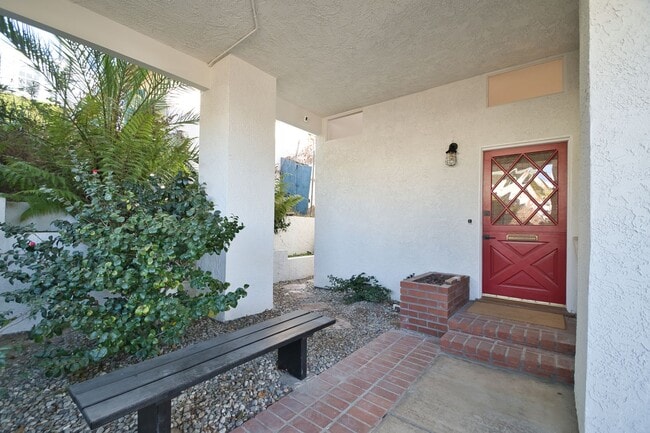 Photo - 4 Bedroom Home on Cul de Sac in Hermosa Beach