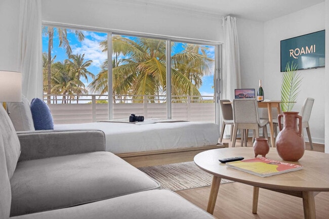 Building Photo - 1200 Ocean Dr Unit ID1263572P Rental