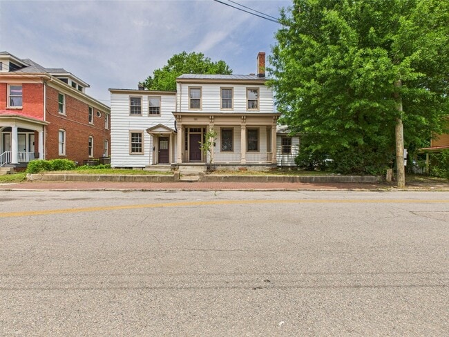 Photo - 709 High St Apartment Unit A