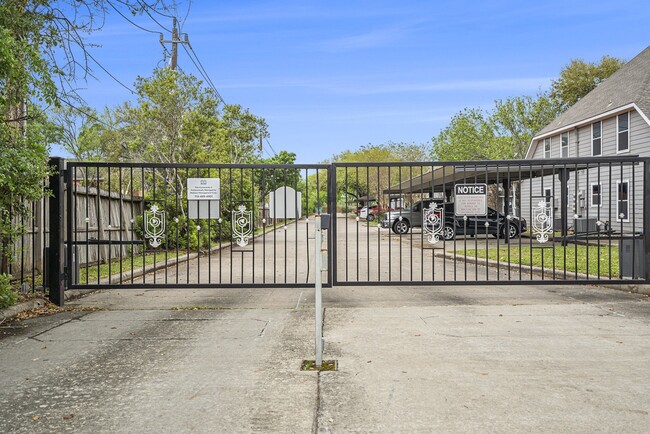 Photo - 211 Hunt Rd Unit 211