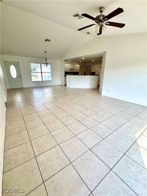 Photo - 9221 Buckingham Rd