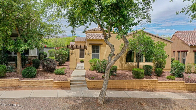 Photo - 3950 N Edith Way House