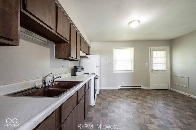 Photo - 2950 W U.S. 52 Unidad 9