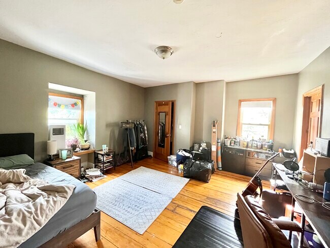 7 Sewall St Unit 1