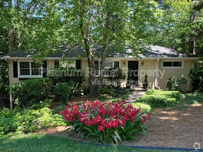 Building Photo - 383 Springdale Dr NE Rental