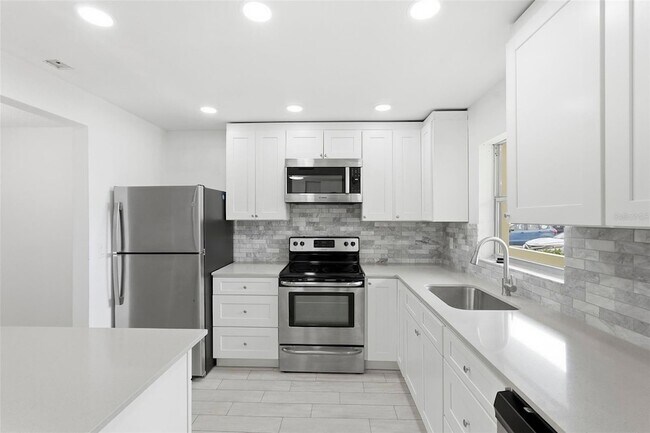 Photo - 4775 Cove Cir Unidad 106