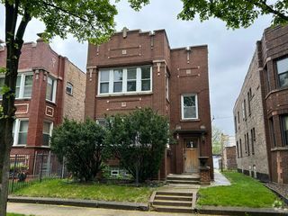 Building Photo - 8227 S Green St Unit 2nd floor Rental