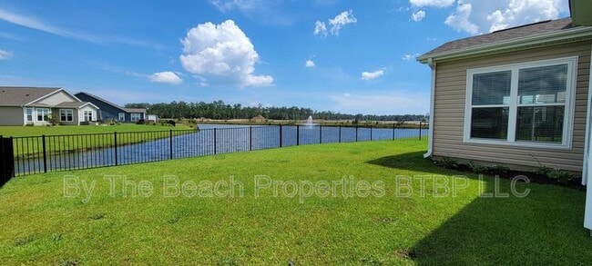 Photo - 1072 Caprisia Loop