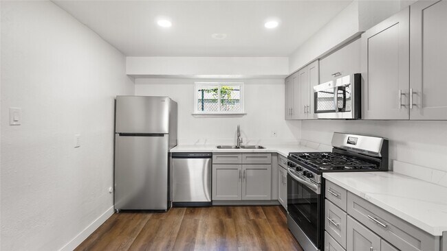 Photo - 2819 Berry St Unit True