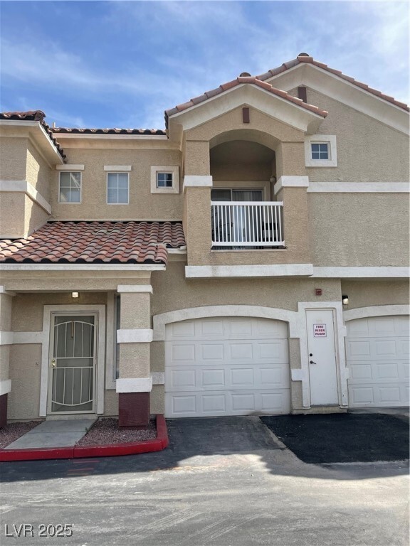 Photo - 5855 Valley Dr Unidad 2062 Rental