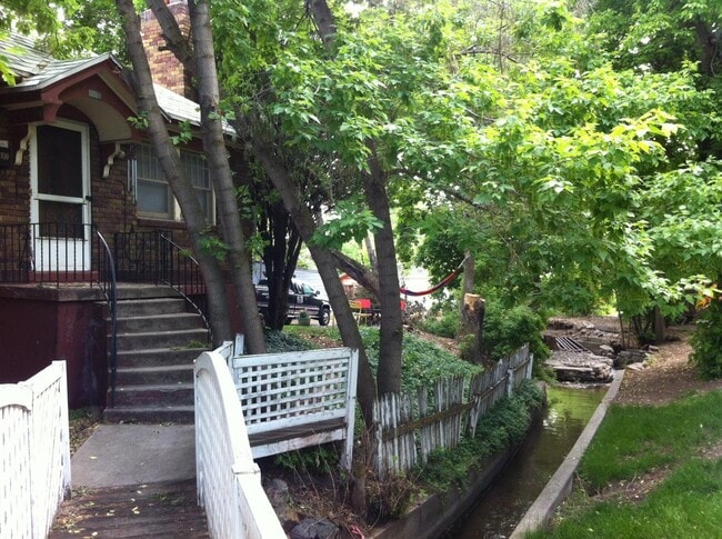 unidad trasera de la puerta delantera - 1110 S 900 E Unidad 1110